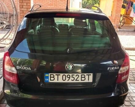 Черный Шкода Фабия, объемом двигателя 1.2 л и пробегом 151 тыс. км за 6500 $, фото 3 на Automoto.ua