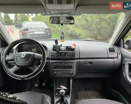 Чорний Шкода Фабія, об'ємом двигуна 1.2 л та пробігом 270 тис. км за 5500 $, фото 8 на Automoto.ua