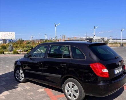 Черный Шкода Фабия, объемом двигателя 1.6 л и пробегом 295 тыс. км за 6699 $, фото 1 на Automoto.ua