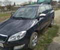 Черный Шкода Фабия, объемом двигателя 1.2 л и пробегом 220 тыс. км за 5200 $, фото 1 на Automoto.ua