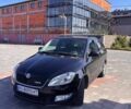 Черный Шкода Фабия, объемом двигателя 1.6 л и пробегом 295 тыс. км за 6699 $, фото 2 на Automoto.ua
