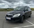 Черный Шкода Фабия, объемом двигателя 1.6 л и пробегом 220 тыс. км за 5800 $, фото 1 на Automoto.ua