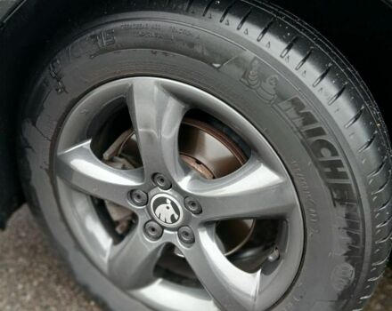 Черный Шкода Фабия, объемом двигателя 1.2 л и пробегом 226 тыс. км за 6100 $, фото 3 на Automoto.ua