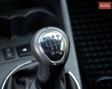 Черный Шкода Фабия, объемом двигателя 1.2 л и пробегом 196 тыс. км за 5700 $, фото 27 на Automoto.ua