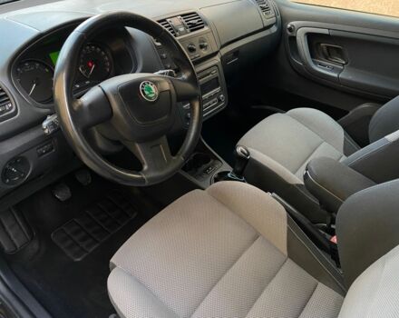 Чорний Шкода Фабія, об'ємом двигуна 0 л та пробігом 239 тис. км за 5900 $, фото 3 на Automoto.ua