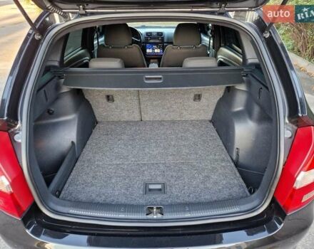 Черный Шкода Фабия, объемом двигателя 1.4 л и пробегом 225 тыс. км за 8600 $, фото 35 на Automoto.ua