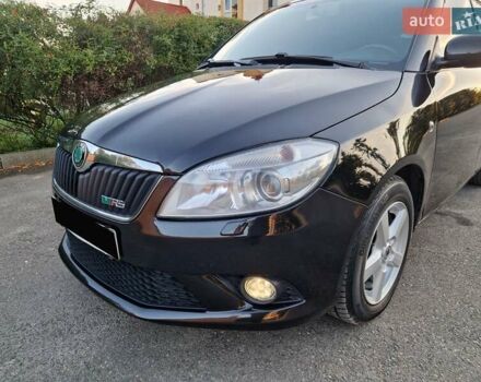 Черный Шкода Фабия, объемом двигателя 1.4 л и пробегом 225 тыс. км за 8600 $, фото 12 на Automoto.ua