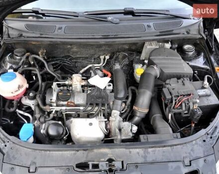 Черный Шкода Фабия, объемом двигателя 1.2 л и пробегом 196 тыс. км за 5700 $, фото 38 на Automoto.ua