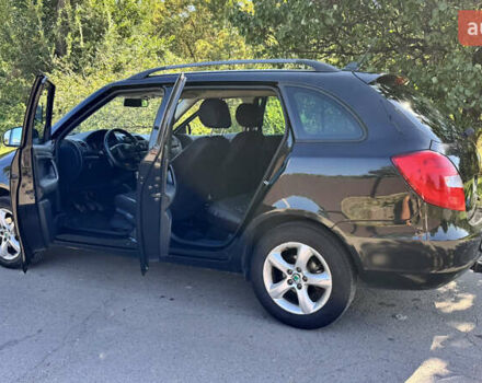 Шкода Фабия 2012 в Кривом Роге на Automoto.ua Черный Шкода Фабия, объемом двигателя 1.2 л и пробегом 266 тыс. км за 5600 $, фото 8 на Automoto.ua