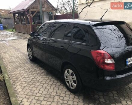Черный Шкода Фабия, объемом двигателя 1.6 л и пробегом 257 тыс. км за 6000 $, фото 3 на Automoto.ua
