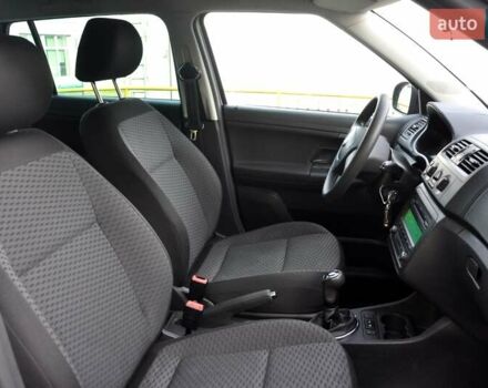 Черный Шкода Фабия, объемом двигателя 1.2 л и пробегом 196 тыс. км за 5700 $, фото 26 на Automoto.ua