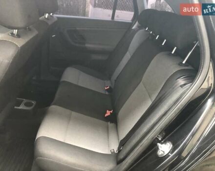 Черный Шкода Фабия, объемом двигателя 1.6 л и пробегом 257 тыс. км за 6000 $, фото 5 на Automoto.ua