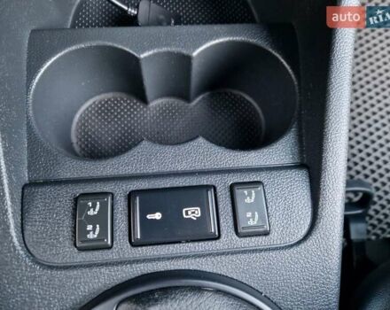 Черный Шкода Фабия, объемом двигателя 1.4 л и пробегом 225 тыс. км за 8600 $, фото 26 на Automoto.ua