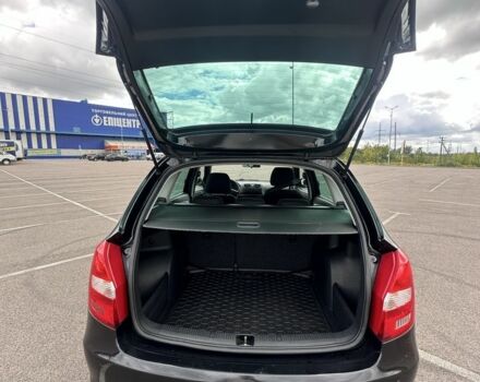 Черный Шкода Фабия, объемом двигателя 1.6 л и пробегом 220 тыс. км за 5800 $, фото 13 на Automoto.ua
