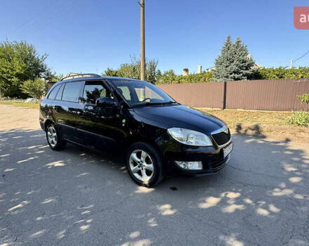 Шкода Фабия 2012 в Кривом Роге на Automoto.ua Черный Шкода Фабия, объемом двигателя 1.2 л и пробегом 266 тыс. км за 5600 $, фото 2 на Automoto.ua