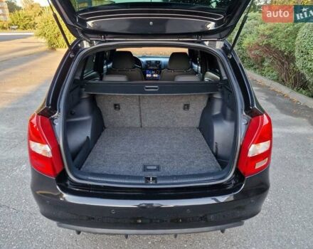 Черный Шкода Фабия, объемом двигателя 1.4 л и пробегом 225 тыс. км за 8600 $, фото 37 на Automoto.ua