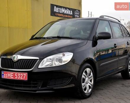 Черный Шкода Фабия, объемом двигателя 1.2 л и пробегом 196 тыс. км за 5700 $, фото 2 на Automoto.ua
