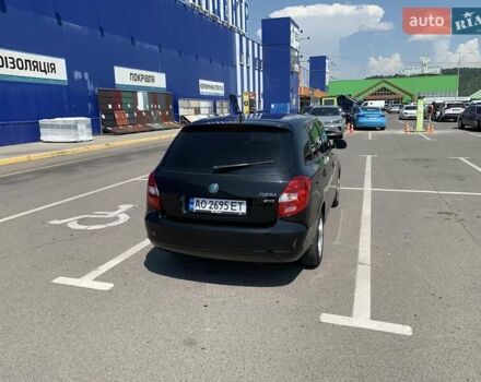 Черный Шкода Фабия, объемом двигателя 1.6 л и пробегом 240 тыс. км за 6000 $, фото 1 на Automoto.ua
