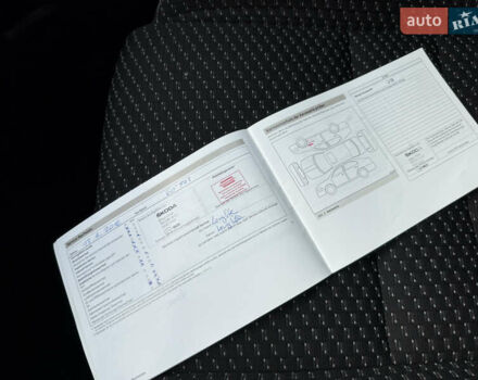 Чорний Шкода Фабія, об'ємом двигуна 1.4 л та пробігом 203 тис. км за 8599 $, фото 36 на Automoto.ua