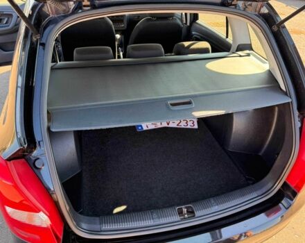 Черный Шкода Фабия, объемом двигателя 1.6 л и пробегом 218 тыс. км за 7400 $, фото 12 на Automoto.ua