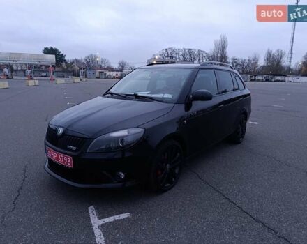 Черный Шкода Фабия, объемом двигателя 1.4 л и пробегом 203 тыс. км за 10500 $, фото 2 на Automoto.ua