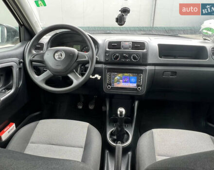 Черный Шкода Фабия, объемом двигателя 0 л и пробегом 139 тыс. км за 5700 $, фото 25 на Automoto.ua