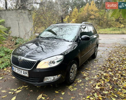 Черный Шкода Фабия, объемом двигателя 1.6 л и пробегом 296 тыс. км за 5000 $, фото 2 на Automoto.ua