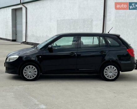 Черный Шкода Фабия, объемом двигателя 0 л и пробегом 139 тыс. км за 5700 $, фото 3 на Automoto.ua