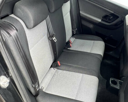 Черный Шкода Фабия, объемом двигателя 0 л и пробегом 139 тыс. км за 5700 $, фото 19 на Automoto.ua