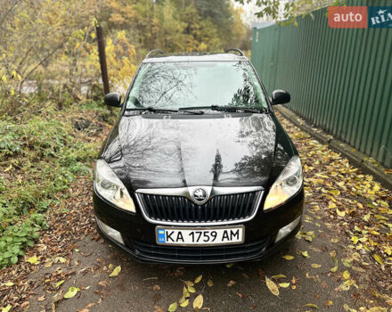 Черный Шкода Фабия, объемом двигателя 1.6 л и пробегом 296 тыс. км за 5000 $, фото 4 на Automoto.ua