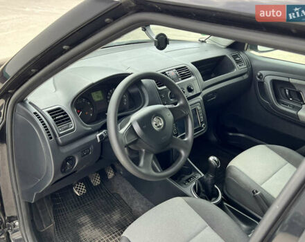 Черный Шкода Фабия, объемом двигателя 0 л и пробегом 139 тыс. км за 5700 $, фото 23 на Automoto.ua