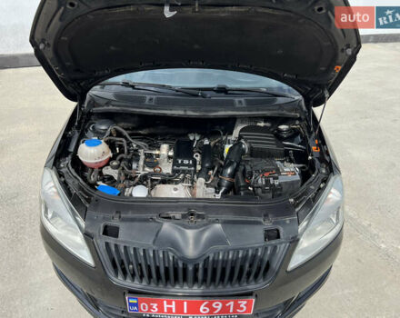 Черный Шкода Фабия, объемом двигателя 0 л и пробегом 139 тыс. км за 5700 $, фото 30 на Automoto.ua