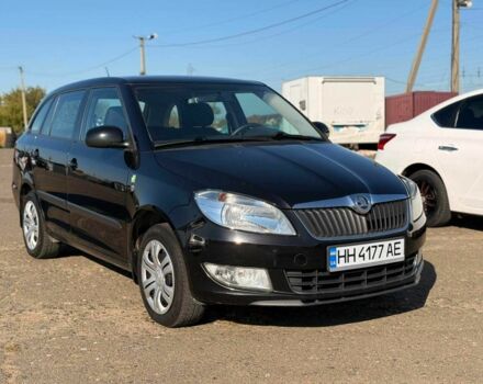 Черный Шкода Фабия, объемом двигателя 1.6 л и пробегом 218 тыс. км за 7400 $, фото 1 на Automoto.ua