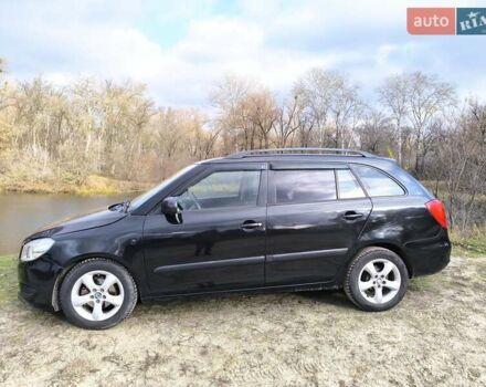 Чорний Шкода Фабія, об'ємом двигуна 1.39 л та пробігом 326 тис. км за 5400 $, фото 2 на Automoto.ua