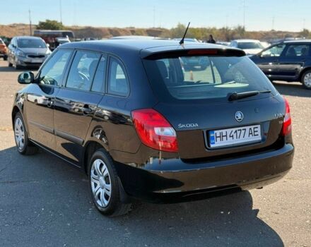 Черный Шкода Фабия, объемом двигателя 1.6 л и пробегом 218 тыс. км за 7400 $, фото 6 на Automoto.ua