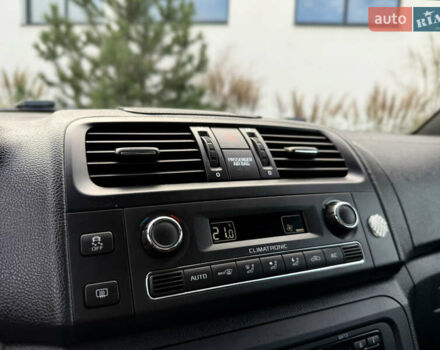 Чорний Шкода Фабія, об'ємом двигуна 1.4 л та пробігом 203 тис. км за 8599 $, фото 20 на Automoto.ua