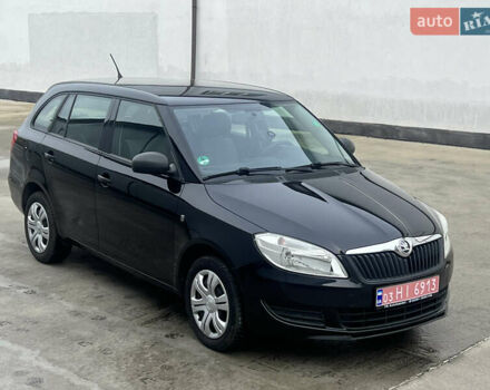 Черный Шкода Фабия, объемом двигателя 0 л и пробегом 139 тыс. км за 5600 $, фото 67 на Automoto.ua