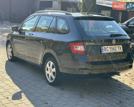 Черный Шкода Фабия, объемом двигателя 1 л и пробегом 215 тыс. км за 6300 $, фото 5 на Automoto.ua