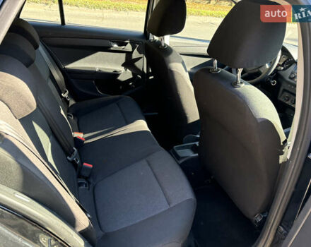 Черный Шкода Фабия, объемом двигателя 1 л и пробегом 215 тыс. км за 6300 $, фото 6 на Automoto.ua