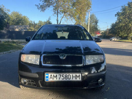 Чорний Шкода Фабія, об'ємом двигуна 1.42 л та пробігом 297 тис. км за 4500 $, фото 1 на Automoto.ua
