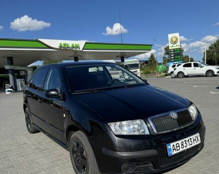 Черный Шкода Фабия, объемом двигателя 1.4 л и пробегом 269 тыс. км за 3300 $, фото 1 на Automoto.ua