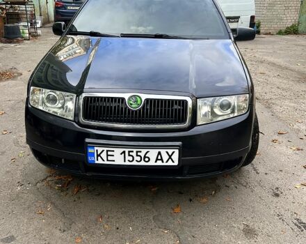 Черный Шкода Фабия, объемом двигателя 1.9 л и пробегом 290 тыс. км за 3300 $, фото 1 на Automoto.ua
