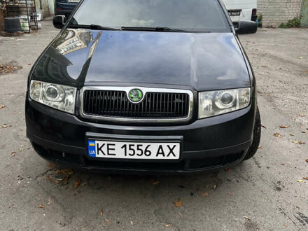 Черный Шкода Фабия, объемом двигателя 1.9 л и пробегом 290 тыс. км за 3300 $, фото 1 на Automoto.ua