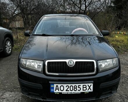 Черный Шкода Фабия, объемом двигателя 1.2 л и пробегом 204 тыс. км за 2750 $, фото 1 на Automoto.ua
