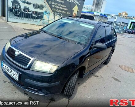 Черный Шкода Фабия, объемом двигателя 1.2 л и пробегом 183 тыс. км за 3900 $, фото 1 на Automoto.ua