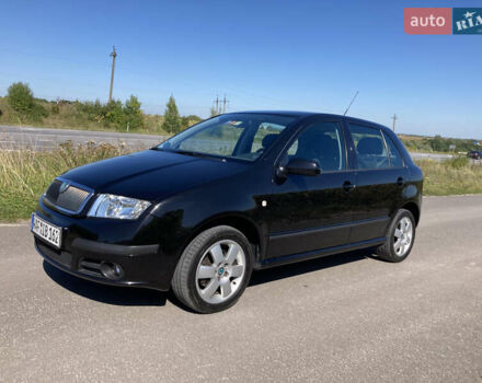Черный Шкода Фабия, объемом двигателя 1.4 л и пробегом 250 тыс. км за 5150 $, фото 1 на Automoto.ua