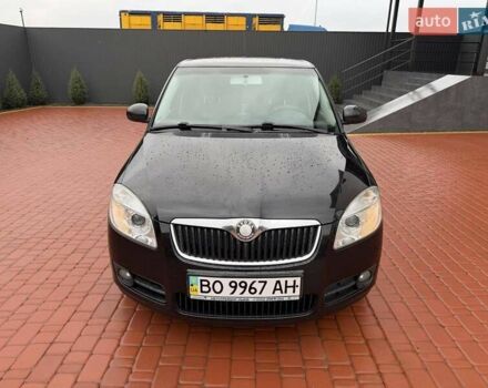 Черный Шкода Фабия, объемом двигателя 1.39 л и пробегом 209 тыс. км за 4800 $, фото 1 на Automoto.ua
