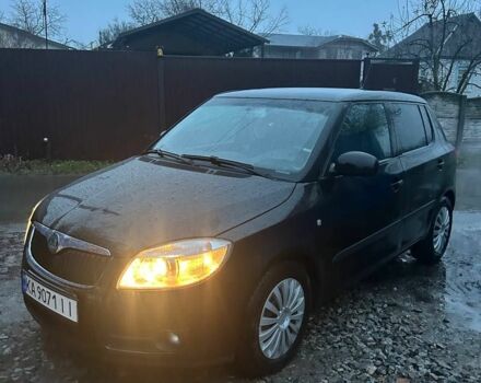 Чорний Шкода Фабія, об'ємом двигуна 1.4 л та пробігом 265 тис. км за 4000 $, фото 1 на Automoto.ua