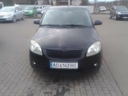 Шкода Фабия 2007 в Закарпатье на Automoto.ua Черный Шкода Фабия, объемом двигателя 1.39 л и пробегом 218 тыс. км за 4400 $, фото 1 на Automoto.ua