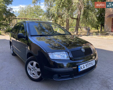 Чорний Шкода Фабія, об'ємом двигуна 1.2 л та пробігом 181 тис. км за 3700 $, фото 1 на Automoto.ua